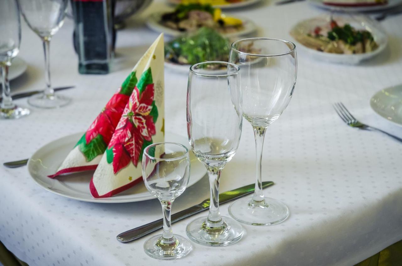 Готель Софія Dolyna ภายนอก รูปภาพ